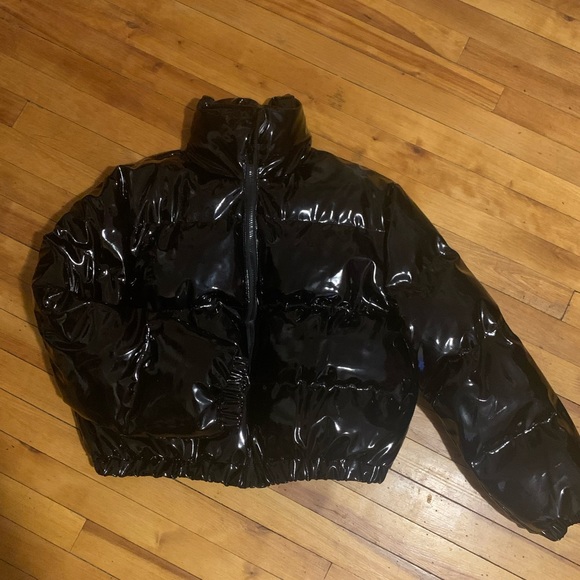 Vinyl black patent puffer jacket - Picture 6 of 7